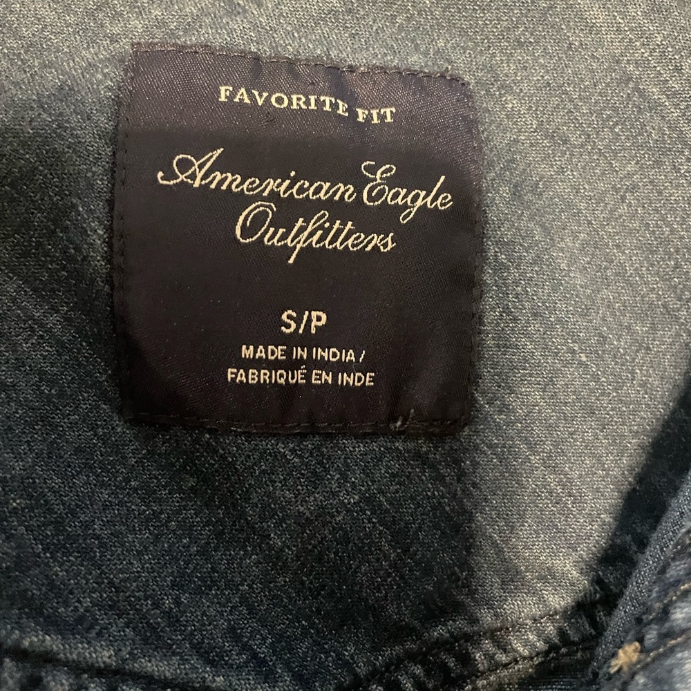 American Eagle button down - Picture 6 of 10
